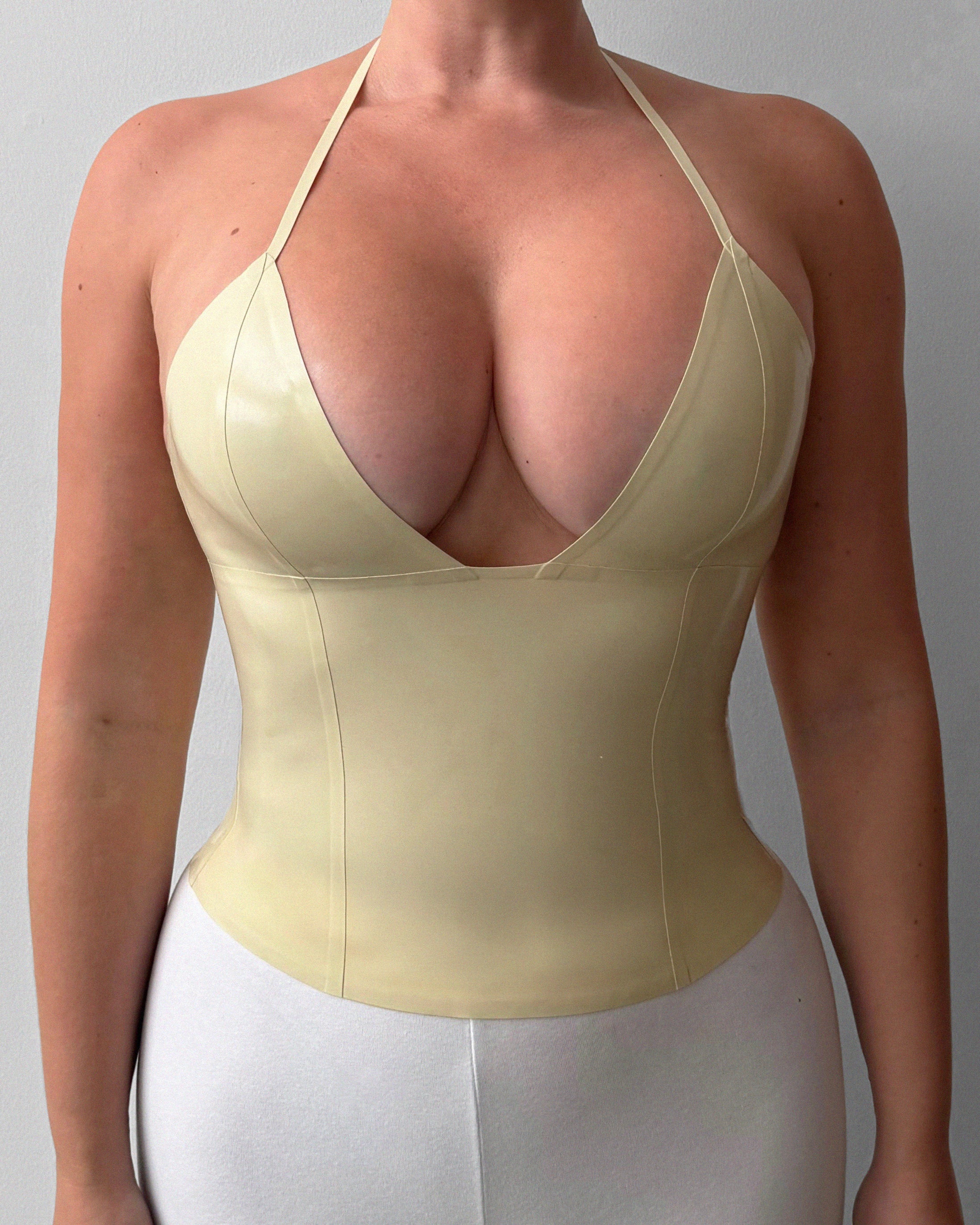 LATEX ESSENTIALS PLUNGE TOP