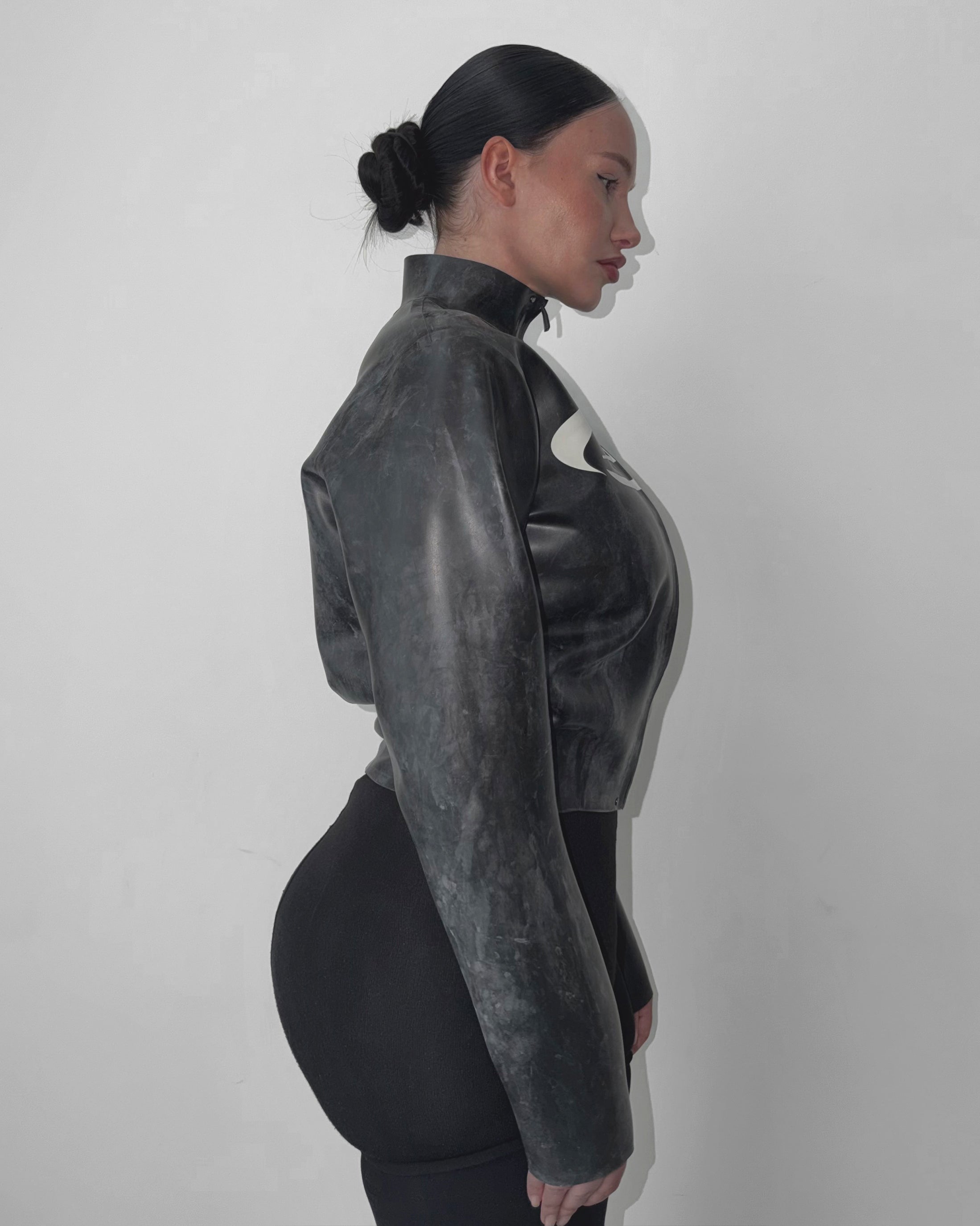 LATEX DUSTED JACKET